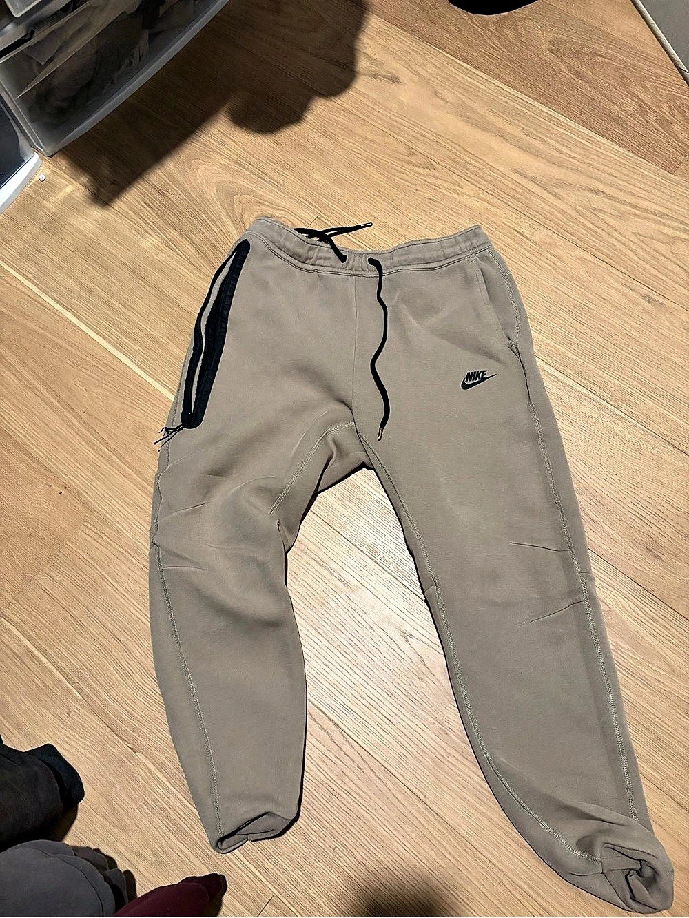 Nike Sportswear Tech Fleece Joggers Brown Large